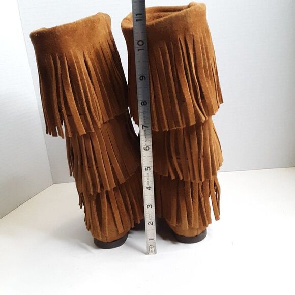 Minnetonka Women's Fringe Pull Up Boot Size 5M - Picture 4 of 11